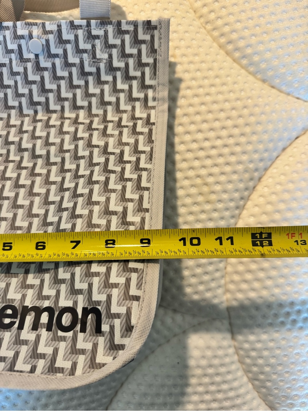 lululemon athletica gray Patterned Tote Bag - Picture 3 of 3